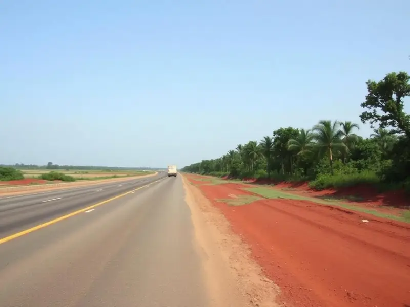 Land frontage along the Benin-Bypass Road at Obadolovbiyeyi
